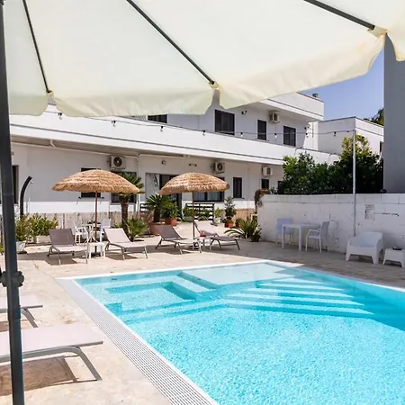 Bed & Breakfast La Gemma Del Salento Racale